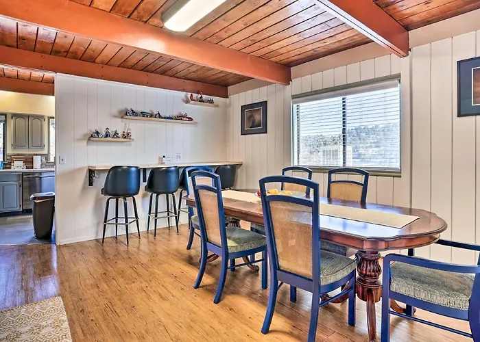 Close To Hiking & Dtwn: Mtn-view Home! *
