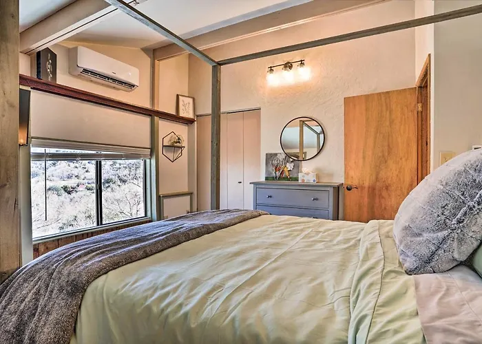 Close To Hiking & Dtwn: Mtn-view Home! *