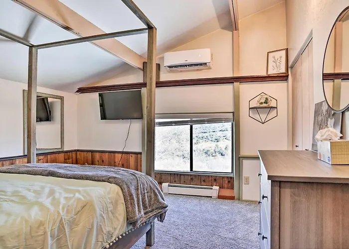 Close To Hiking & Dtwn: Mtn-view Home! Prescott
