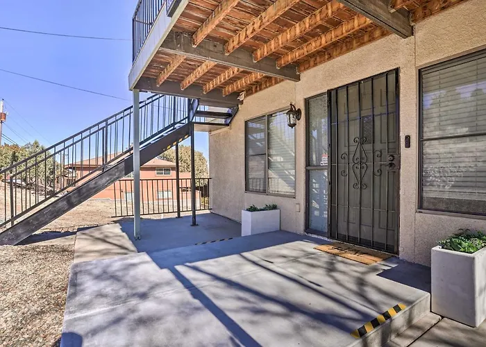 Close To Hiking & Dtwn: Mtn-view Home! Prescott