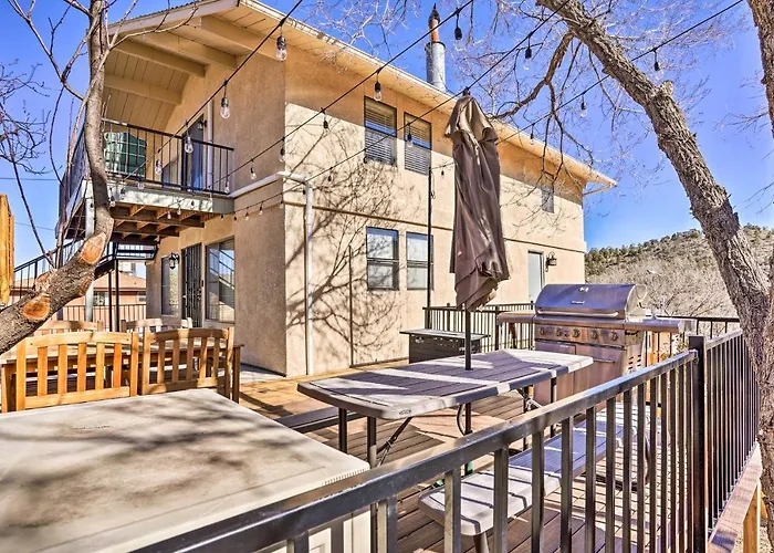 Close To Hiking & Dtwn: Mtn-view Home! Prescott